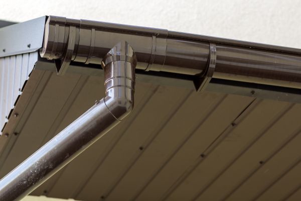 Steel Gutter Repair in Elgin